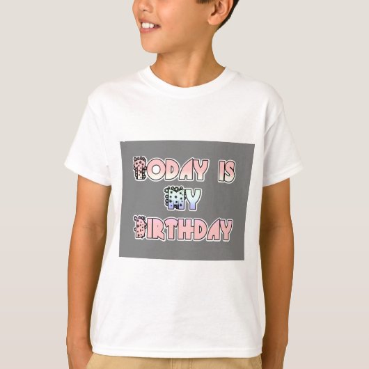 Vandaag is mijn verjaardag Baby Pink Art Print T-shirt (Voorkant)