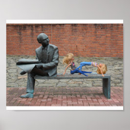 Vandaag waren er poppen aan het sporten onder de b poster