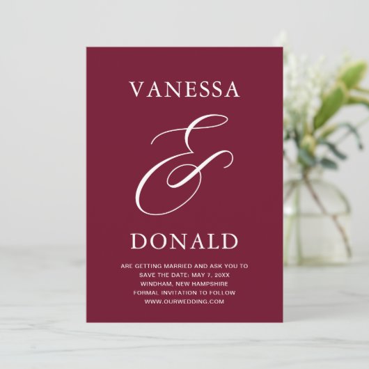 Vanessa Burgundy Moderne Trouw Save The Date (Staand voorkant)