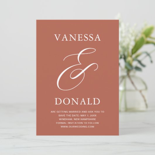 Vanessa Terracotta Moderne bruiloft Save The Date (Staand voorkant)