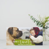 Vang de Kerstsfeer met Fantasievolle Typografie Feestdagenkaart (Staand voorkant)