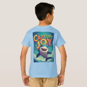 Vang Vreugde: Speelse Cartoon Haai T-shirt (Achterkant volledig)