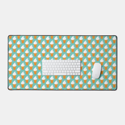 Vanilla Ice Cream Cone Pattern Bureaumat (Keyboard & Muis)