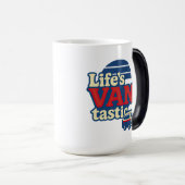 VanTastic Red Cream Blue Edition voor het leven Magische Mok (Voorkant rechts)