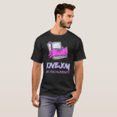 Vaporwave Cat on Laptop Design T-shirt (Voorkant volledig)