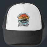 Varen naar Alaska Custom Family Matching Group Trucker Pet<br><div class="desc">Vaar met de "Cruising to Alaska Custom Family Matching" trucker hoed,  gepersonaliseerd met uw familienaam of groep die een blijvende herinnering aan uw Alaska ontsnapping creëert. Perfect voor het herdenken van gekoesterde herinneringen te midden van Alaska's adembenemende landschappen.</div>