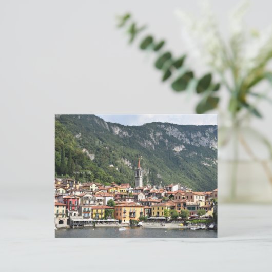 Varenna, schilderachtig foto van Italië Briefkaart (Staand voorkant)