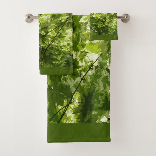 Variegated Maple Leaves for Midsummer's Eve Bad Handdoek (Insitu)