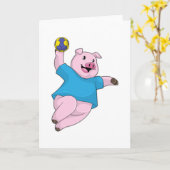 Varken als handballspeler met handbal kaart (Gele Bloem)