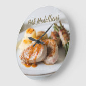 Varkensmannenbrood met aardappelen en bonen grote klok (Hoek)