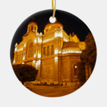 Varna kathedraal 's nachts