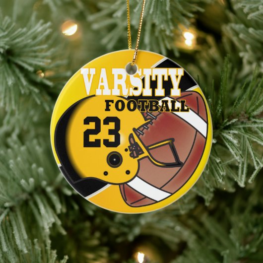 Varsity Golden Yellow en Black Football Keramisch Ornament (Boom)
