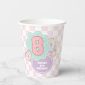 Varsity preppy pastel patch 8e verjaardag papieren bekers (Voorkant)