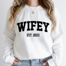 Varsity Style Wifey Est. Minimale jaarminimalisati