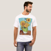 Vase met Three Sunglowers 1888 door Vincent van Go T-shirt (Voorkant volledig)