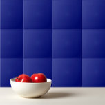 Vast diep blauw tegeltje<br><div class="desc">Vast kleurdiep blauw ontwerp.</div>