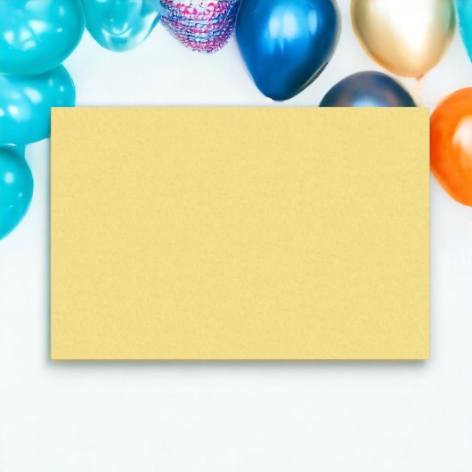 vast geel tissuepapier