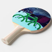 Vastgelopen in sneeuw tafeltennisbatje (Voorkant Gekanteld)