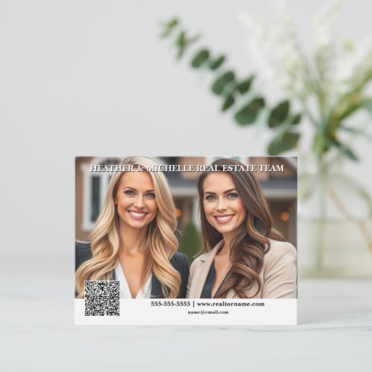 Vastgoedmarktleider genereren bewerkbare foto briefkaart (Staand voorkant)