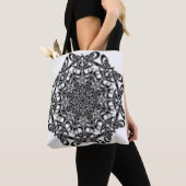 Vasthoudende Octa Glyph Tote Bag (Dichtbij)
