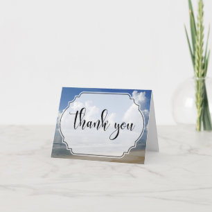 Vat wolken boven strand Foto met badge Hartelijk d Bedankkaart