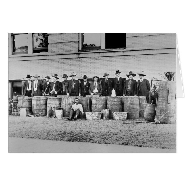Vaten illegale drank, 1922 (Voorkant Horizontaal)