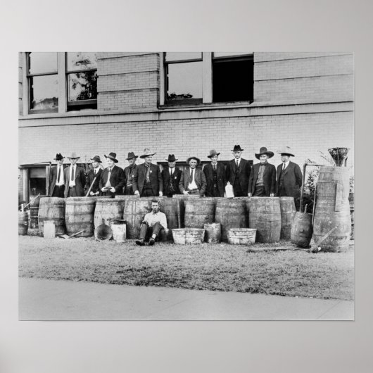 Vaten illegale drank, 1922. Oude foto Poster (Voorkant)