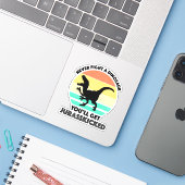Vecht nooit tegen een dinosaurus - je krijgt juras sticker (Laptop met iPhone)