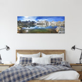 Vee Lake en Seven Gables Panorama 2 - Sierra Canvas Afdruk (Insitu (Slaapkamer))