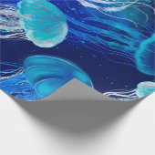 Veel blauwe kwallen zwemmen onder water. Slijpen Cadeaupapier (Hoek)