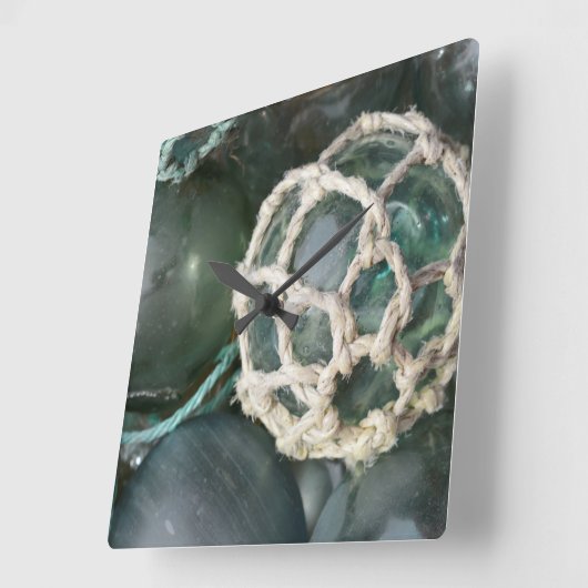 Veel glazen drijvers, Alaska Vierkante Klok (Hoek)