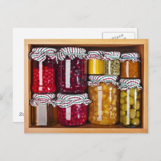 Veel glazen flessen met conserven briefkaart (Voorkant / Achterkant)