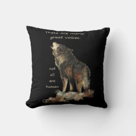 Veel grote stemmen Inspirerend Wolf Quote Kussen