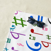 Veel kleurrijke Muzieknoten en Symbolen dragen han Strandlaken (In situ)