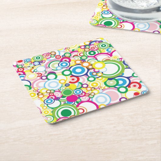 Veel levendige cirkels kartonnen onderzetters (Schuin)