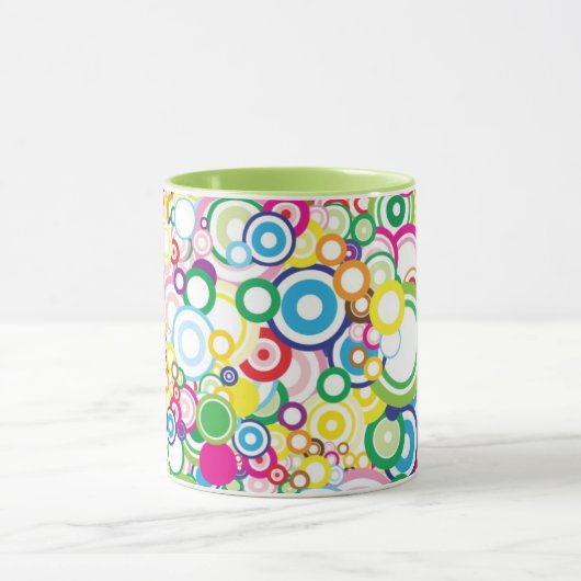 Veel levendige cirkels mok (Midden)