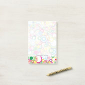 Veel levendige cirkels post-it® notes (Op bureau)