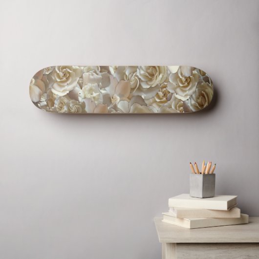 Veel mooie rozenblaadjes persoonlijk skateboard (Muurkunst (Horizontaal))