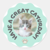 Veel plezier op zaterdag! Turquoise aangepaste kat Ronde Sticker (Voorkant)