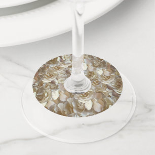 Veel prachtige bladen van roos wijnglaslabel