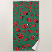 Veel rode lieveheersbeestjes Lucky Pattern Green Strandlaken (Voorkant)