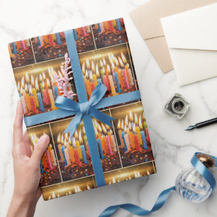 Veel verjaardagskaarsen op een chocoladetaart cadeaupapier