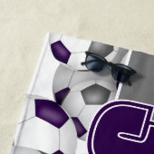 Veel voetballen paarse grijze custom team geschenk strandlaken (In situ)
