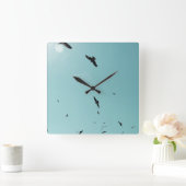 Veel vogels en een contra-indicatie vierkante klok (Huis)