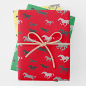 Veel zwarte witte grijze paarden inpakken papieren inpakpapier vel (In situ)