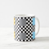 Veelkleurig geruit patroon en grote vierkanten koffiemok (Voorkant rechts)