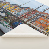 VEELKLEURIGE GEBOUWEN SHERPA DEKEN (3/4)