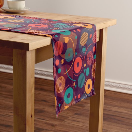 Veelkleurige geometrische vormen patroon korte tafelloper (Voorbeeld)