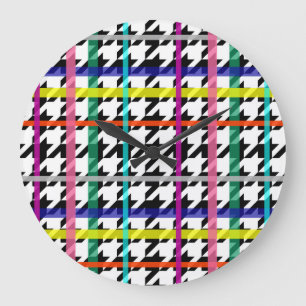 Veelkleurige lijnen op geplakt houndstooth ontwerp grote klok