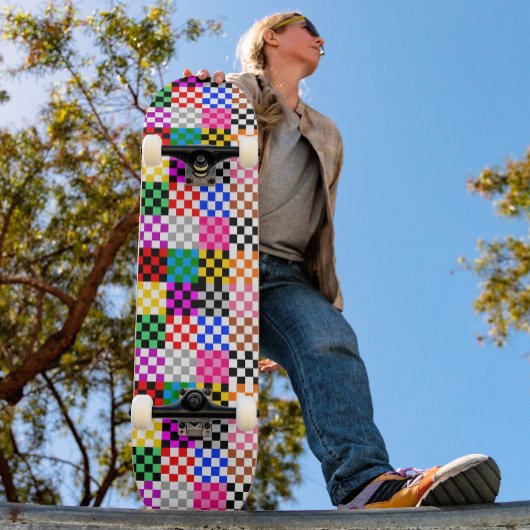 Veelkleurige patchwork check patroonontwerp persoonlijk skateboard